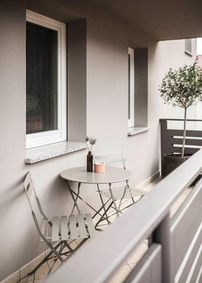 Apartments55 Μπρεσανόνε Εξωτερικό φωτογραφία